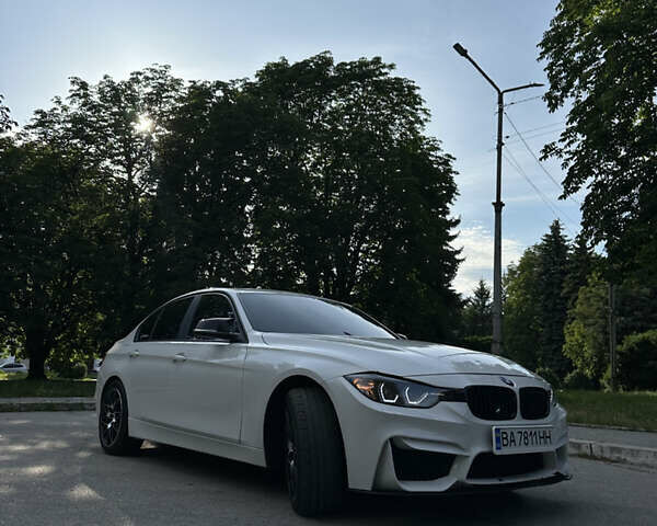 Белый БМВ 3 Серия, объемом двигателя 2 л и пробегом 183 тыс. км за 15500 $, фото 4 на Automoto.ua