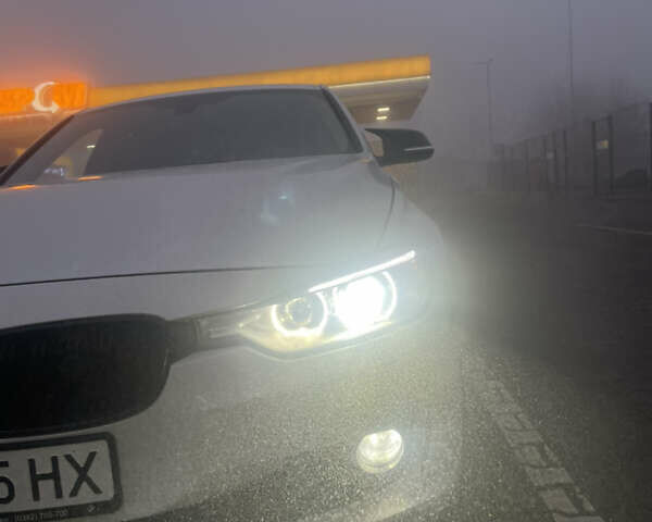 Белый БМВ 3 Серия, объемом двигателя 2 л и пробегом 209 тыс. км за 14200 $, фото 3 на Automoto.ua