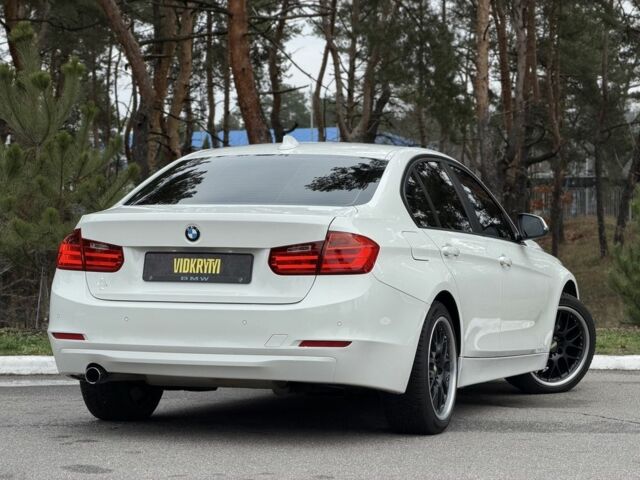 Білий БМВ 3 Серія, об'ємом двигуна 2 л та пробігом 106 тис. км за 13350 $, фото 11 на Automoto.ua