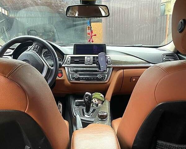 Білий БМВ 3 Серія, об'ємом двигуна 2 л та пробігом 230 тис. км за 12200 $, фото 5 на Automoto.ua