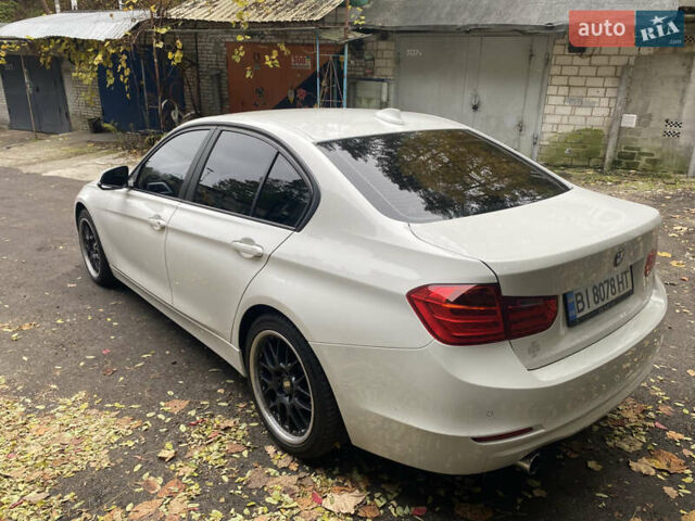 БМВ 3 Серия 2012 в Обухове на Automoto.ua Белый БМВ 3 Серия, объемом двигателя 2 л и пробегом 106 тыс. км за 13500 $, фото 6 на Automoto.ua