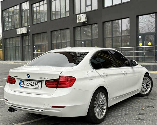 Белый БМВ 3 Серия, объемом двигателя 2 л и пробегом 286 тыс. км за 10400 $, фото 4 на Automoto.ua