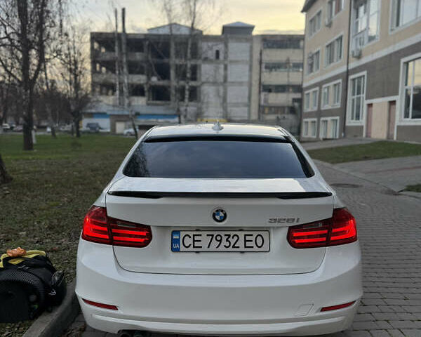 Білий БМВ 3 Серія, об'ємом двигуна 2 л та пробігом 211 тис. км за 12800 $, фото 4 на Automoto.ua