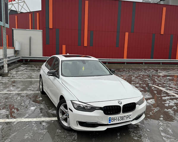 Белый БМВ 3 Серия, объемом двигателя 2 л и пробегом 214 тыс. км за 10000 $, фото 27 на Automoto.ua