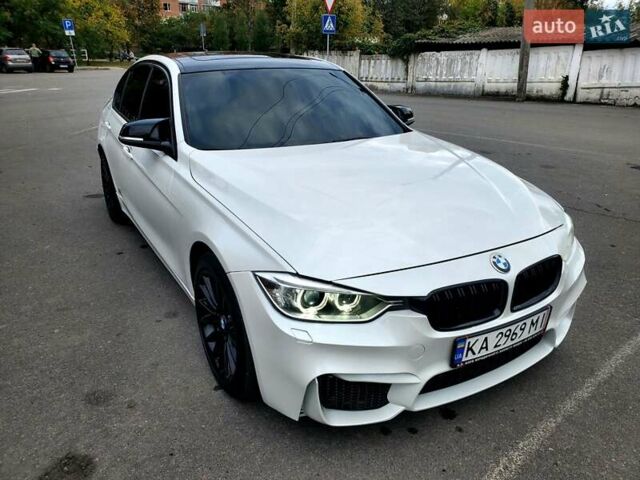 Білий БМВ 3 Серія, об'ємом двигуна 2.98 л та пробігом 198 тис. км за 15500 $, фото 12 на Automoto.ua