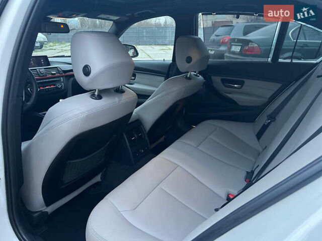 Белый БМВ 3 Серия, объемом двигателя 2 л и пробегом 152 тыс. км за 15900 $, фото 13 на Automoto.ua