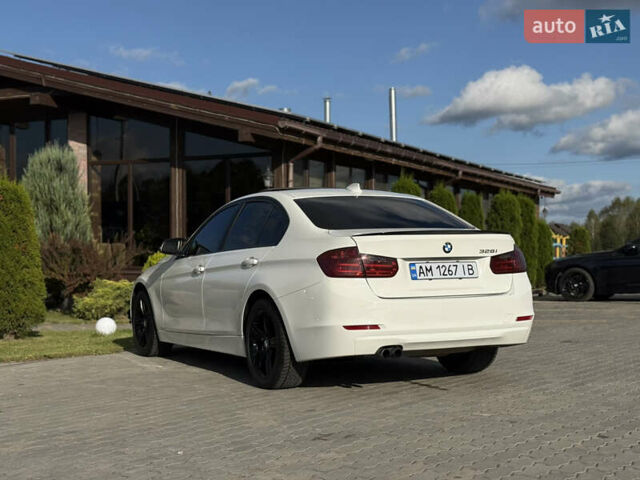 Белый БМВ 3 Серия, объемом двигателя 2 л и пробегом 155 тыс. км за 12700 $, фото 7 на Automoto.ua