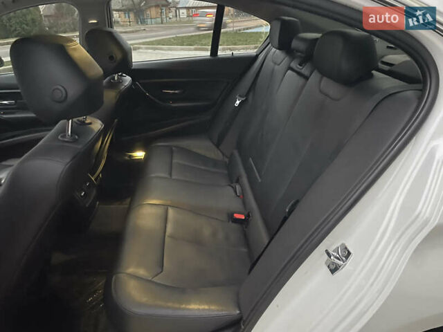 Белый БМВ 3 Серия, объемом двигателя 2 л и пробегом 181 тыс. км за 10200 $, фото 16 на Automoto.ua