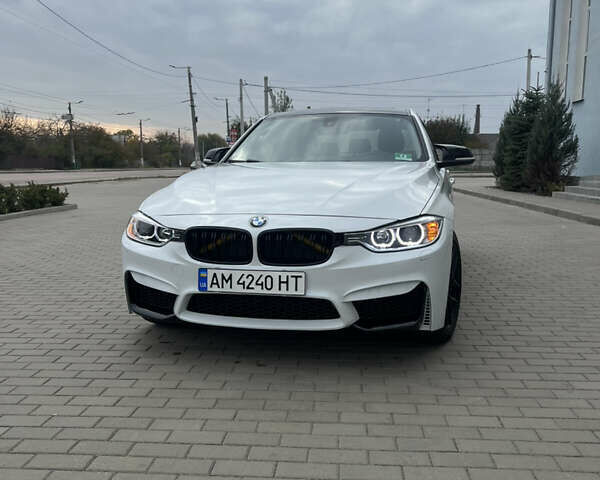 Белый БМВ 3 Серия, объемом двигателя 0 л и пробегом 190 тыс. км за 15000 $, фото 1 на Automoto.ua