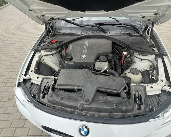 Белый БМВ 3 Серия, объемом двигателя 0 л и пробегом 190 тыс. км за 15000 $, фото 35 на Automoto.ua