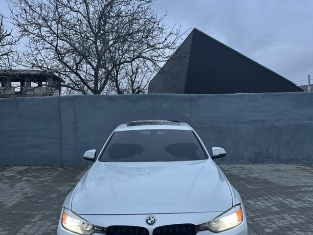 Белый БМВ 3 Серия, объемом двигателя 2 л и пробегом 210 тыс. км за 9500 $, фото 14 на Automoto.ua