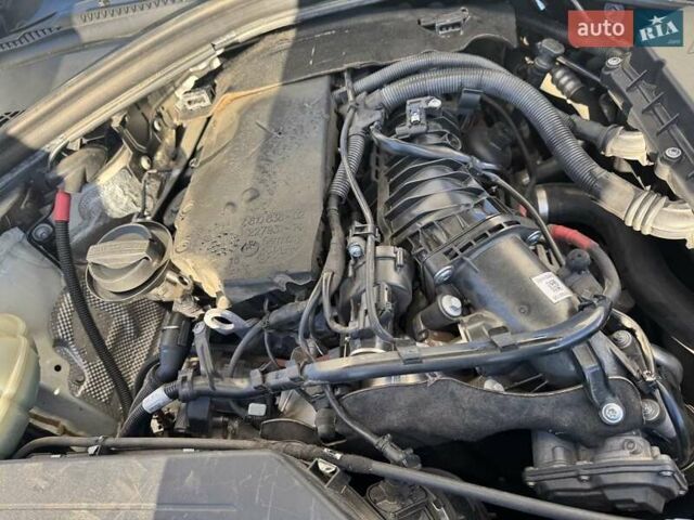 Белый БМВ 3 Серия, объемом двигателя 2 л и пробегом 193 тыс. км за 15400 $, фото 21 на Automoto.ua