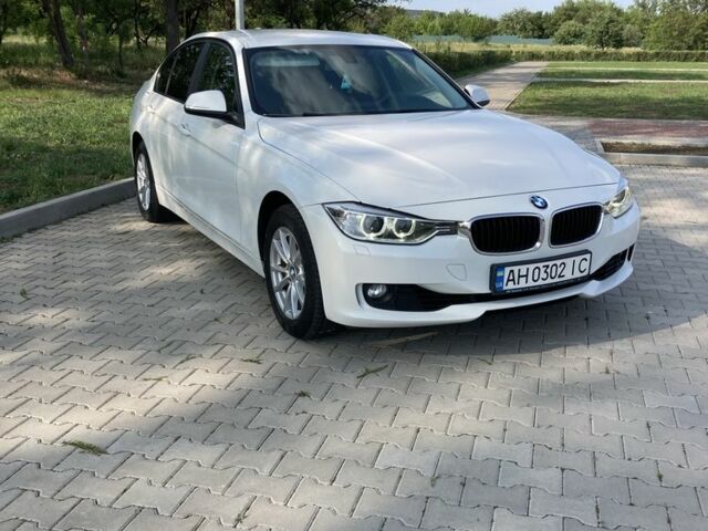 Белый БМВ 3 Серия, объемом двигателя 2 л и пробегом 160 тыс. км за 12750 $, фото 3 на Automoto.ua