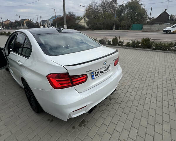 Белый БМВ 3 Серия, объемом двигателя 0 л и пробегом 190 тыс. км за 15000 $, фото 44 на Automoto.ua