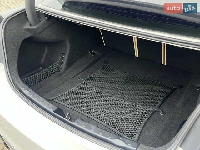 Белый БМВ 3 Серия, объемом двигателя 2 л и пробегом 196 тыс. км за 12999 $, фото 21 на Automoto.ua