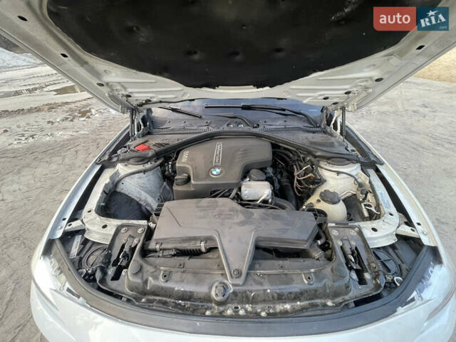 Белый БМВ 3 Серия, объемом двигателя 2 л и пробегом 187 тыс. км за 12700 $, фото 24 на Automoto.ua