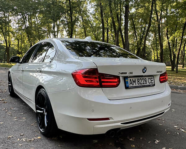 Белый БМВ 3 Серия, объемом двигателя 2 л и пробегом 186 тыс. км за 14900 $, фото 5 на Automoto.ua