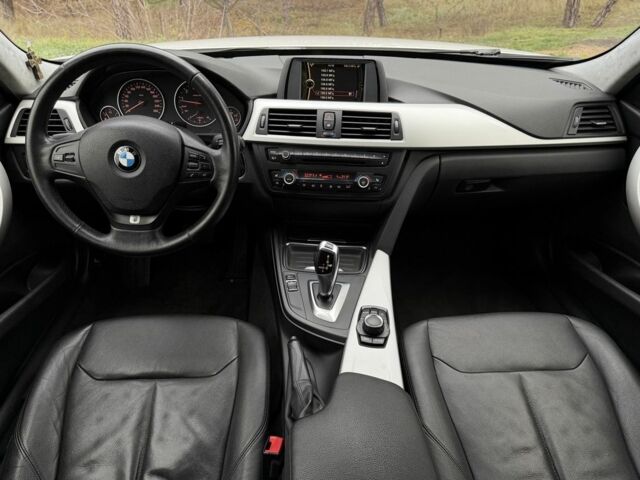 Білий БМВ 3 Серія, об'ємом двигуна 2 л та пробігом 106 тис. км за 13350 $, фото 13 на Automoto.ua