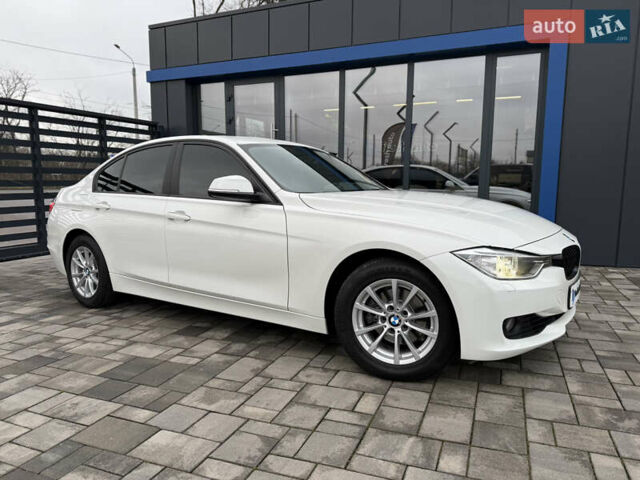 Белый БМВ 3 Серия, объемом двигателя 2 л и пробегом 25 тыс. км за 17000 $, фото 2 на Automoto.ua