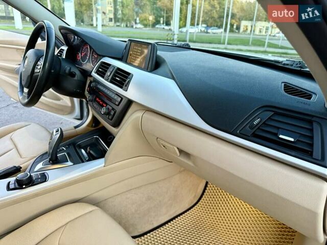 БМВ 3 Серия 2012 в Одессе на Automoto.ua Белый БМВ 3 Серия, объемом двигателя 2 л и пробегом 246 тыс. км за 10800 $, фото 72 на Automoto.ua