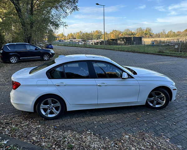 Белый БМВ 3 Серия, объемом двигателя 2 л и пробегом 141 тыс. км за 14400 $, фото 12 на Automoto.ua