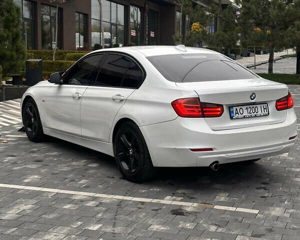 Белый БМВ 3 Серия, объемом двигателя 2 л и пробегом 367 тыс. км за 11000 $, фото 9 на Automoto.ua