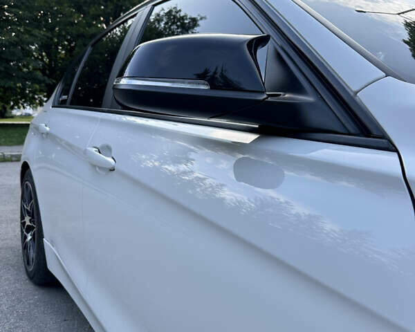 Белый БМВ 3 Серия, объемом двигателя 2 л и пробегом 183 тыс. км за 15500 $, фото 18 на Automoto.ua