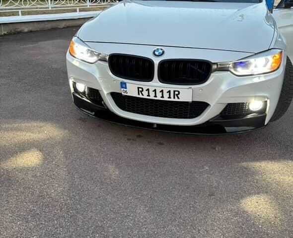 Білий БМВ 3 Серія, об'ємом двигуна 2 л та пробігом 270 тис. км за 11000 $, фото 4 на Automoto.ua