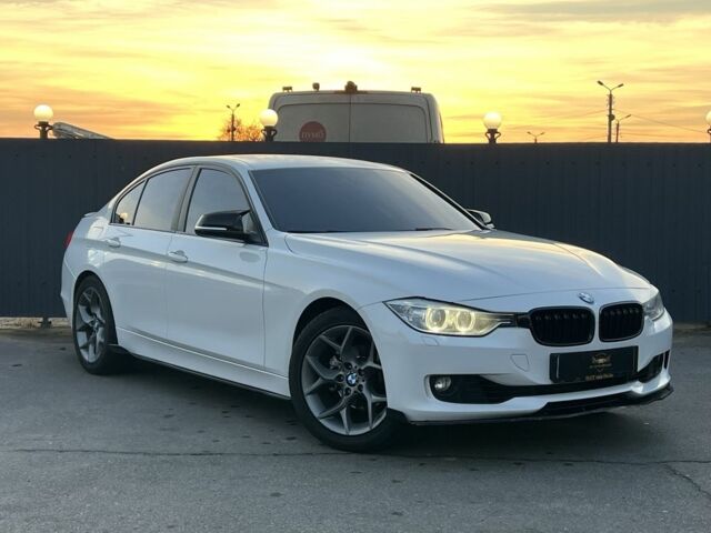 Белый БМВ 3 Серия, объемом двигателя 2 л и пробегом 215 тыс. км за 12800 $, фото 2 на Automoto.ua