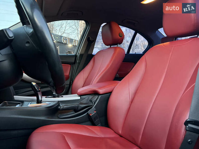 Белый БМВ 3 Серия, объемом двигателя 2 л и пробегом 217 тыс. км за 12800 $, фото 12 на Automoto.ua