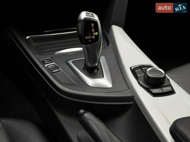 Білий БМВ 3 Серія, об'ємом двигуна 2 л та пробігом 106 тис. км за 13350 $, фото 33 на Automoto.ua