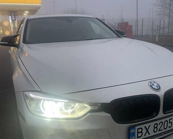 Белый БМВ 3 Серия, объемом двигателя 2 л и пробегом 209 тыс. км за 14200 $, фото 4 на Automoto.ua