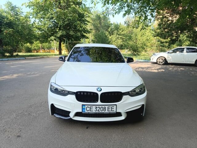 Белый БМВ 3 Серия, объемом двигателя 2 л и пробегом 207 тыс. км за 11000 $, фото 4 на Automoto.ua