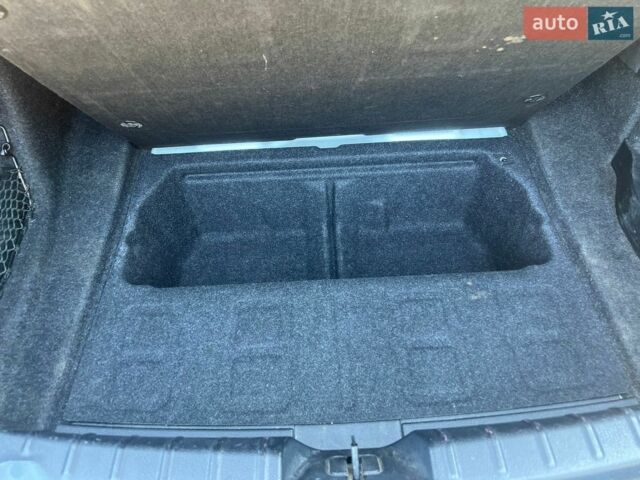 Белый БМВ 3 Серия, объемом двигателя 2 л и пробегом 164 тыс. км за 12500 $, фото 4 на Automoto.ua