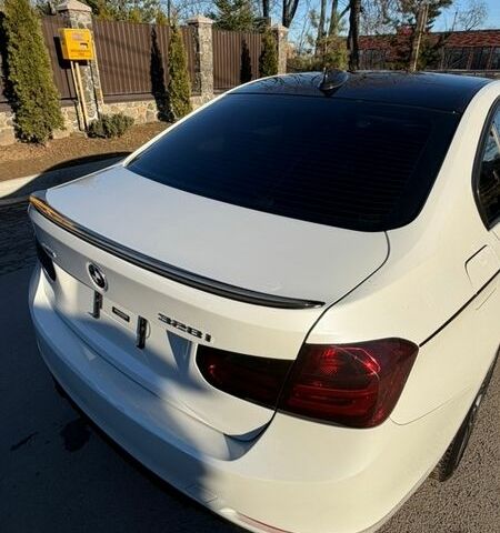 Білий БМВ 3 Серія, об'ємом двигуна 2 л та пробігом 170 тис. км за 13700 $, фото 10 на Automoto.ua