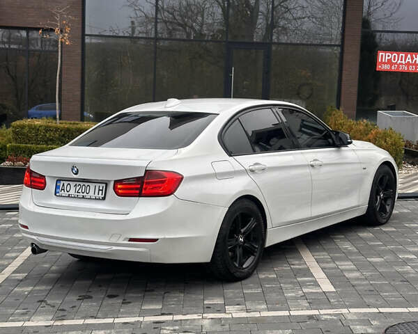 Белый БМВ 3 Серия, объемом двигателя 2 л и пробегом 367 тыс. км за 11000 $, фото 10 на Automoto.ua
