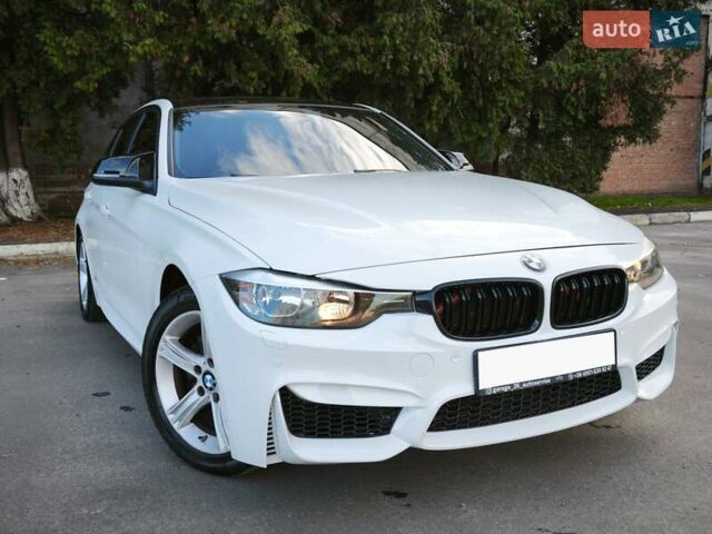 БМВ 3 Серія 2012 у Києві на Automoto.ua Білий БМВ 3 Серія, об'ємом двигуна 0 л та пробігом 222 тис. км за 10900 $, фото 2 на Automoto.ua