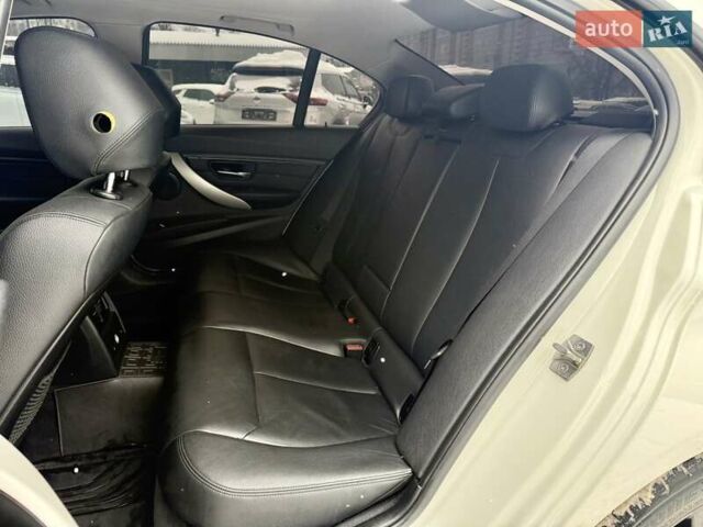 Белый БМВ 3 Серия, объемом двигателя 2 л и пробегом 151 тыс. км за 14000 $, фото 11 на Automoto.ua