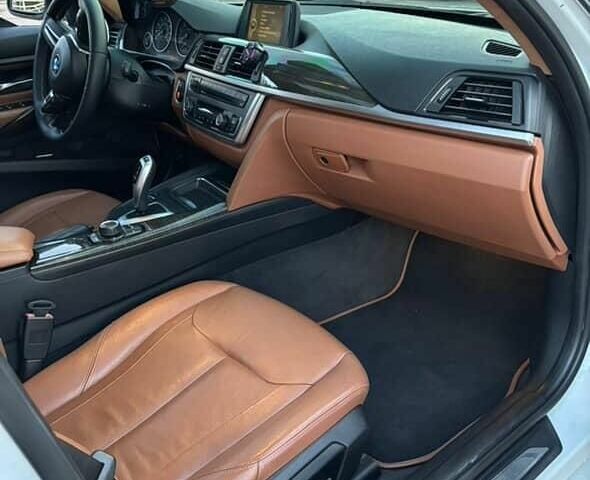 Білий БМВ 3 Серія, об'ємом двигуна 2 л та пробігом 270 тис. км за 11000 $, фото 3 на Automoto.ua