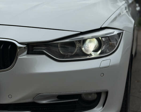 Белый БМВ 3 Серия, объемом двигателя 2 л и пробегом 182 тыс. км за 11999 $, фото 35 на Automoto.ua