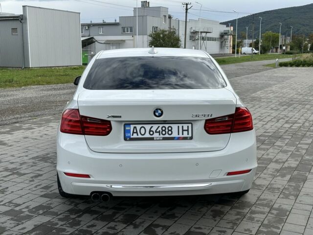 Белый БМВ 3 Серия, объемом двигателя 2 л и пробегом 275 тыс. км за 14350 $, фото 7 на Automoto.ua
