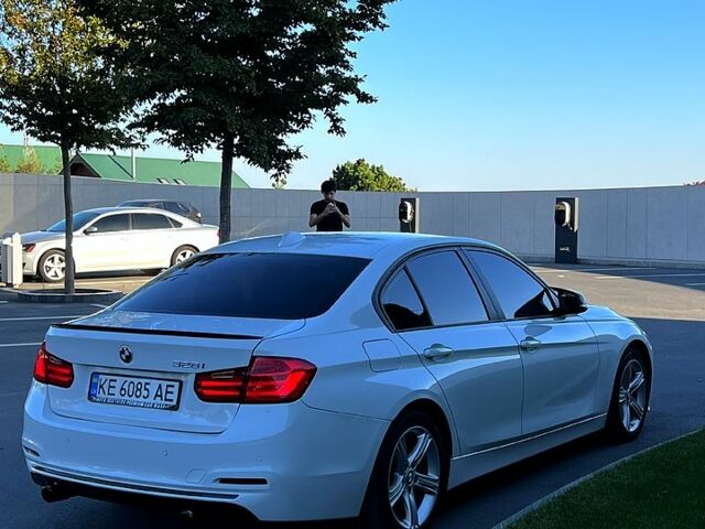 Белый БМВ 3 Серия, объемом двигателя 2 л и пробегом 215 тыс. км за 13499 $, фото 5 на Automoto.ua