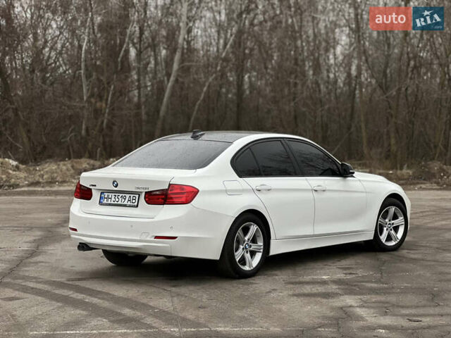 Белый БМВ 3 Серия, объемом двигателя 2 л и пробегом 129 тыс. км за 11300 $, фото 1 на Automoto.ua