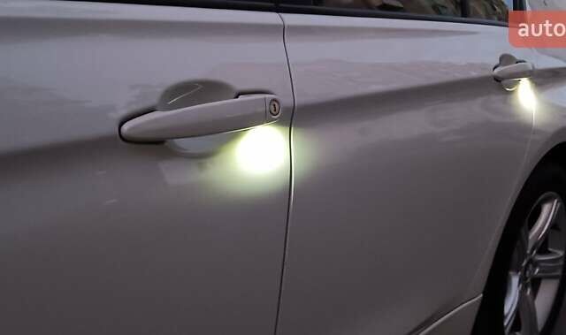 Білий БМВ 3 Серія, об'ємом двигуна 2 л та пробігом 189 тис. км за 15500 $, фото 56 на Automoto.ua