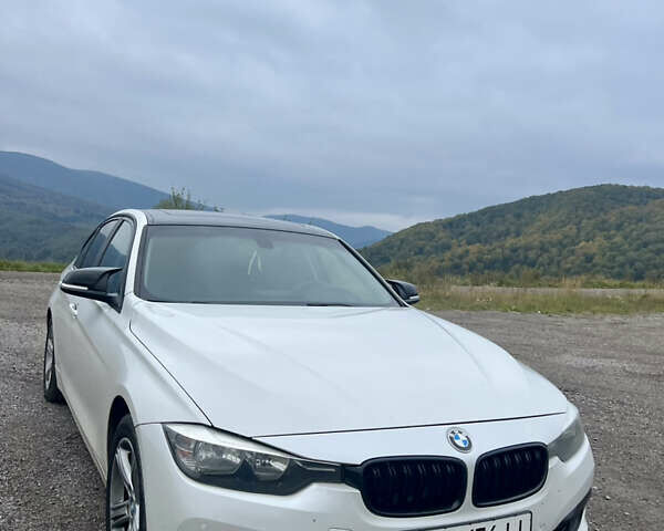 Белый БМВ 3 Серия, объемом двигателя 2 л и пробегом 377 тыс. км за 13700 $, фото 1 на Automoto.ua