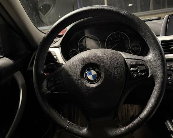 Білий БМВ 3 Серія, об'ємом двигуна 2 л та пробігом 109 тис. км за 12500 $, фото 14 на Automoto.ua