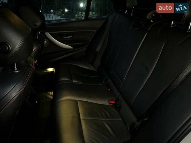 Белый БМВ 3 Серия, объемом двигателя 3 л и пробегом 185 тыс. км за 15500 $, фото 9 на Automoto.ua