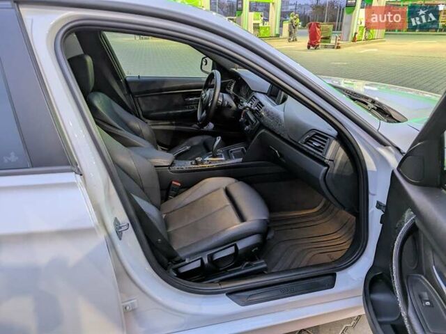 Белый БМВ 3 Серия, объемом двигателя 2 л и пробегом 190 тыс. км за 13500 $, фото 30 на Automoto.ua