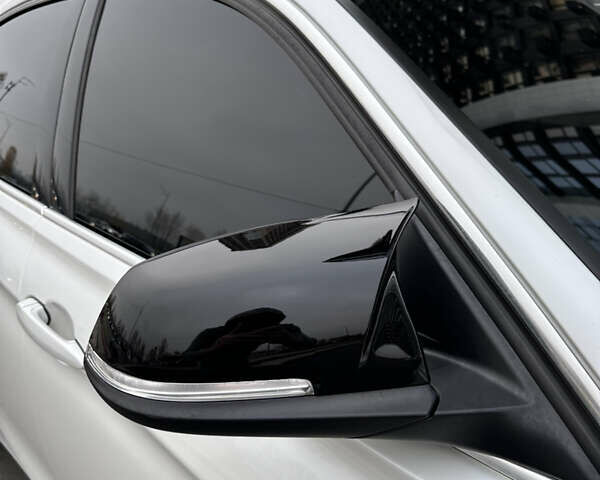 Белый БМВ 3 Серия, объемом двигателя 2 л и пробегом 253 тыс. км за 10950 $, фото 17 на Automoto.ua