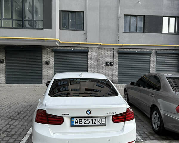 Белый БМВ 3 Серия, объемом двигателя 2 л и пробегом 200 тыс. км за 16900 $, фото 6 на Automoto.ua